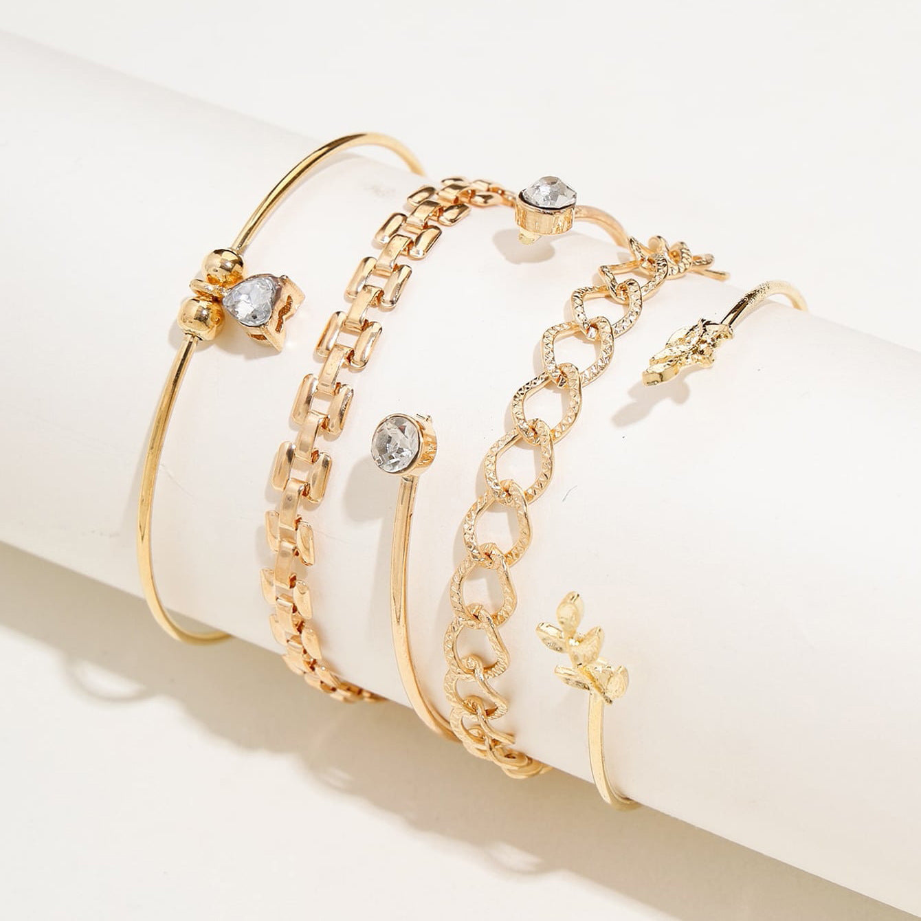 Elegant Arrow Leaf Bracelet Set of 5, Gold Handmade Jewelry, Perfect Birthday Gifts for Her, Dainty Minimalist Fine Jewelry for Mom, Personalized Gift Options Available