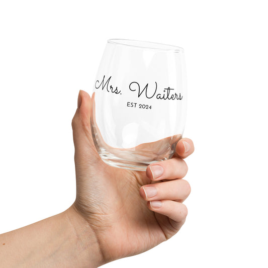 personalized wine glasses, custom wine glasses, engraved wine glasses, wedding gift, anniversary gift, birthday gift, wine lover gift, custom glassware, personalized gift, name engraved glass, special date wine glass, elegant wine glasses